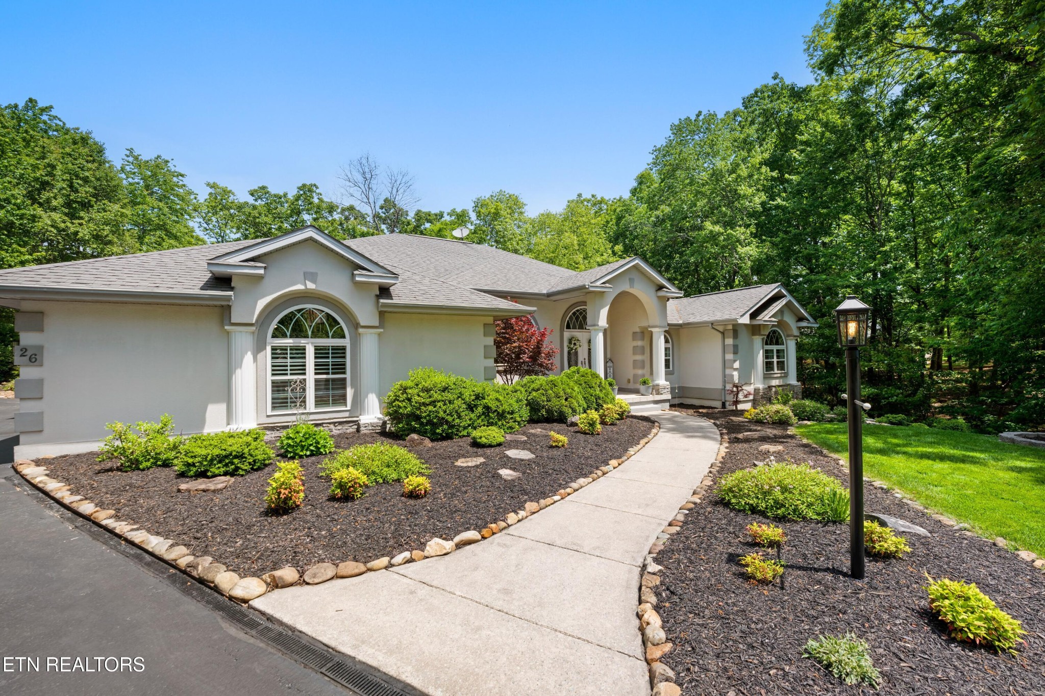 26 Bent Oak Lane Crossville TN 38558