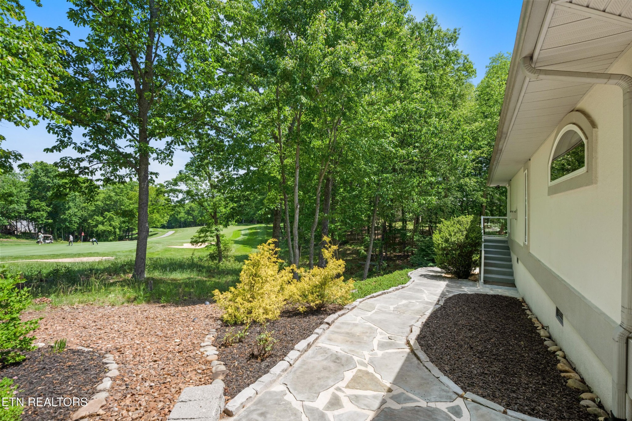 26 Bent Oak Lane Crossville TN 38558