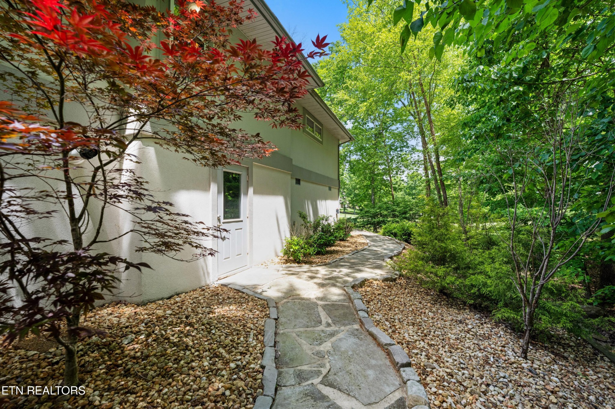 26 Bent Oak Lane Crossville TN 38558