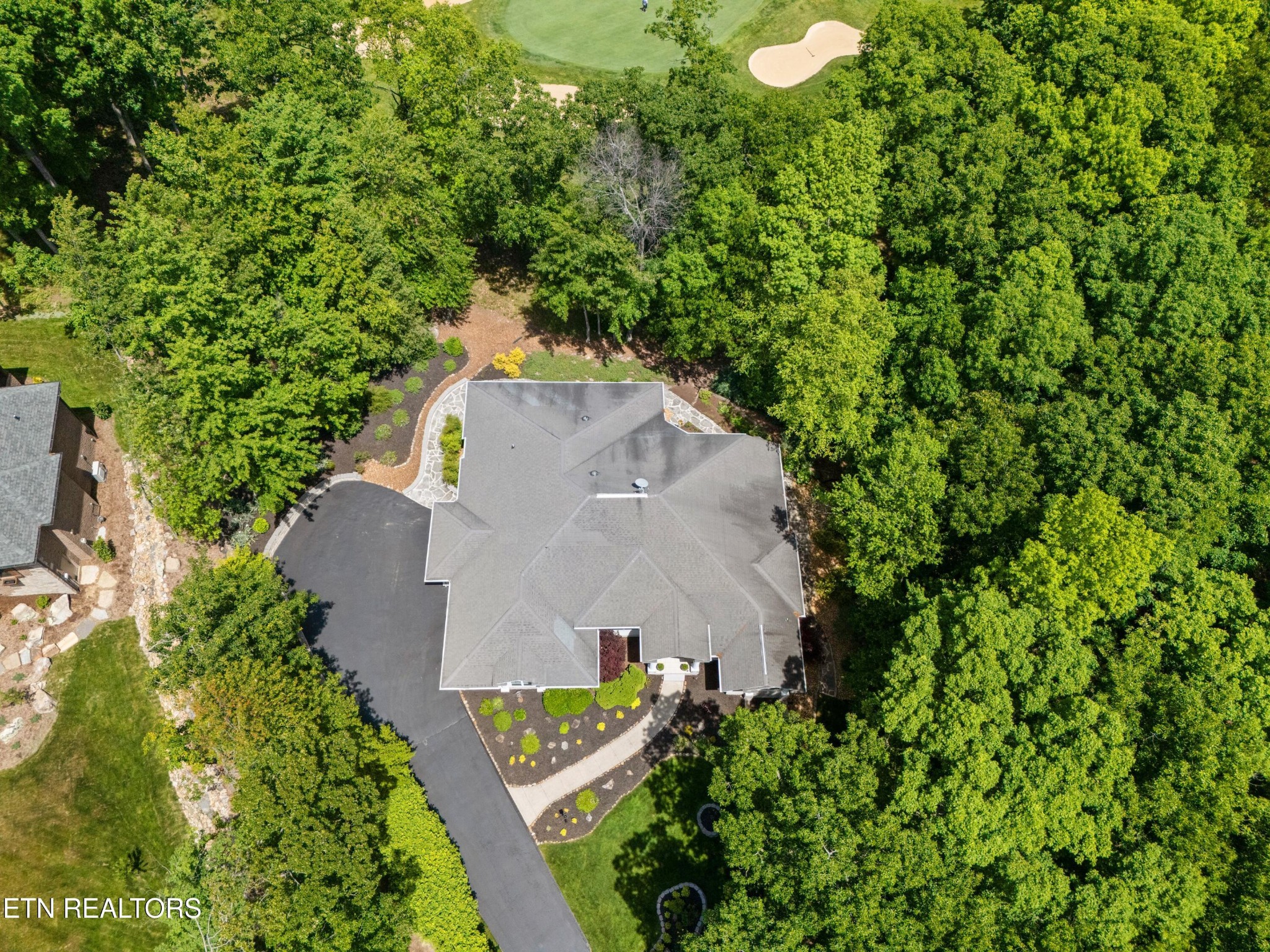 26 Bent Oak Lane Crossville TN 38558
