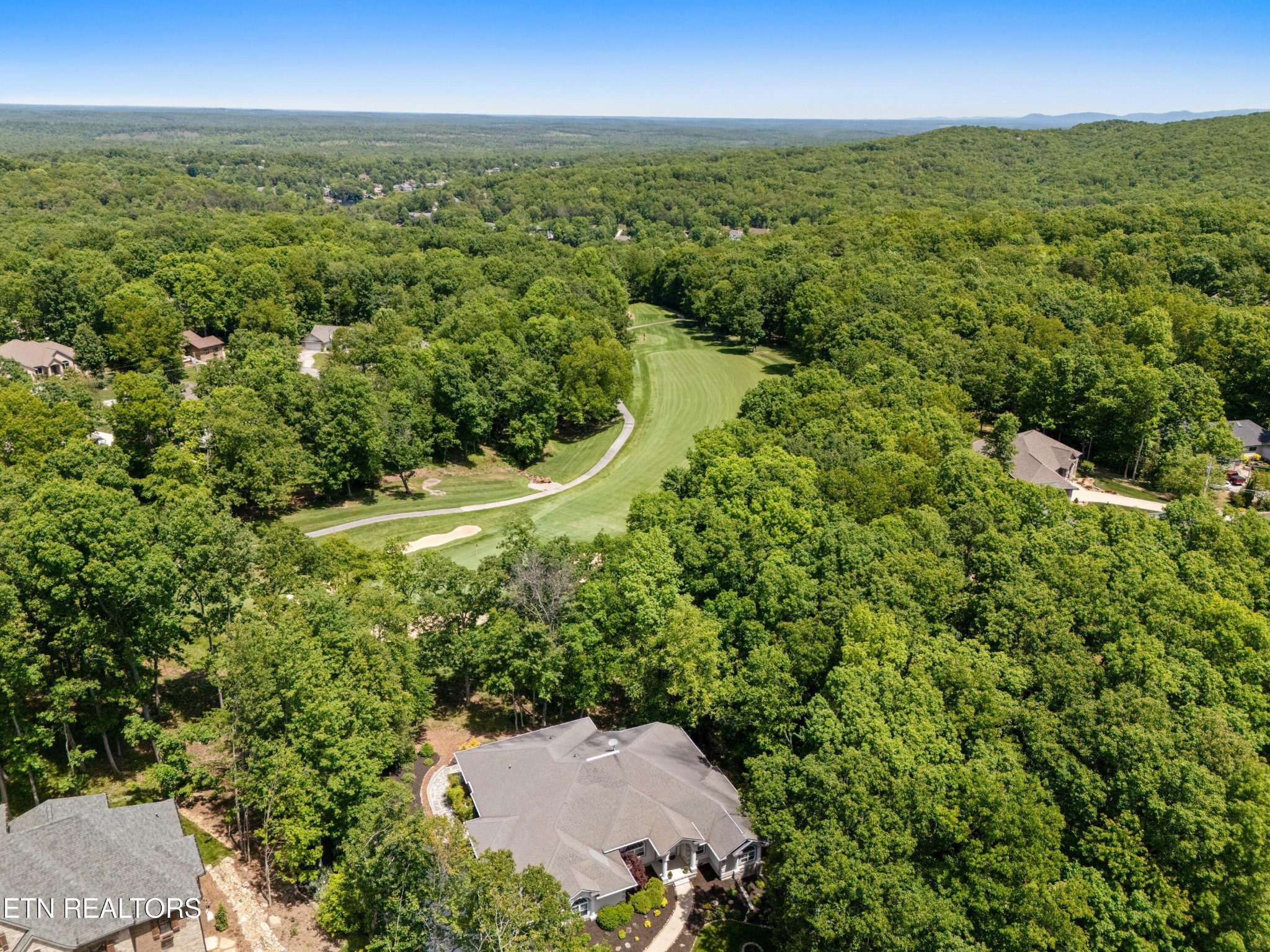 26 Bent Oak Lane Crossville TN 38558