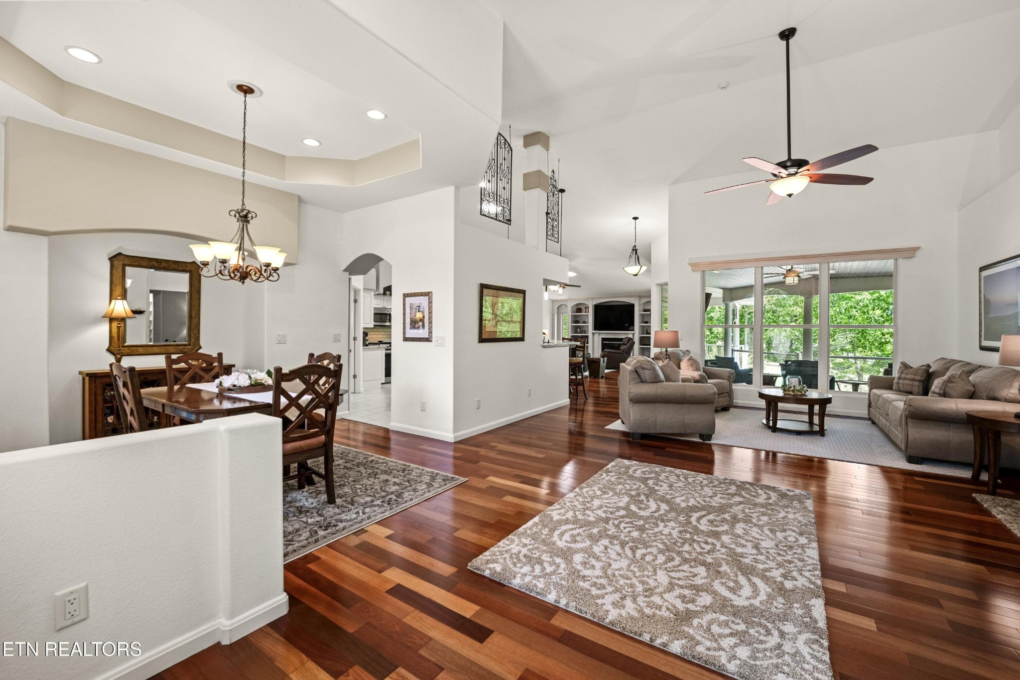 26 Bent Oak Lane Crossville TN 38558