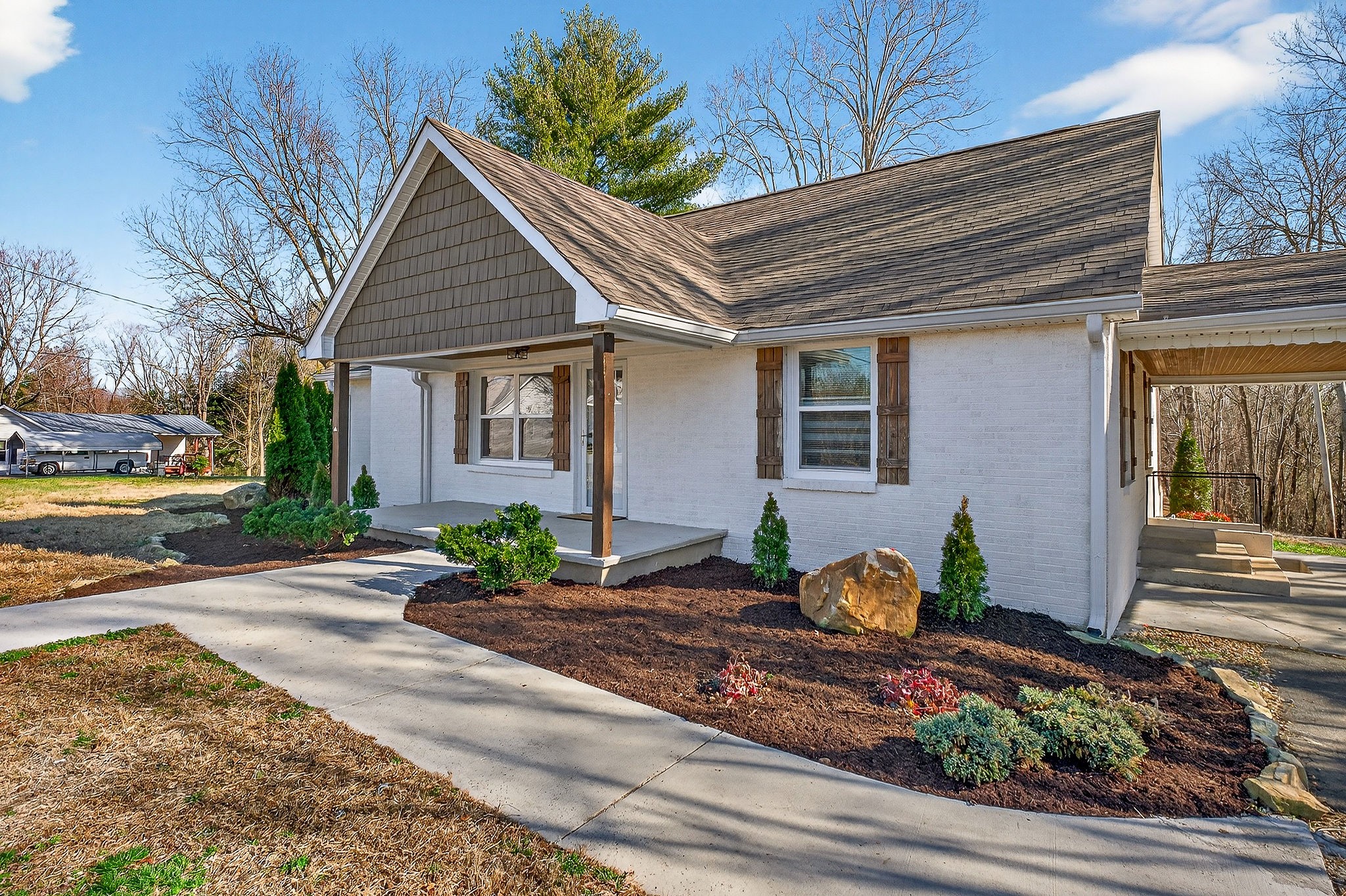 104 Henegar Street Mcminnville TN 37110