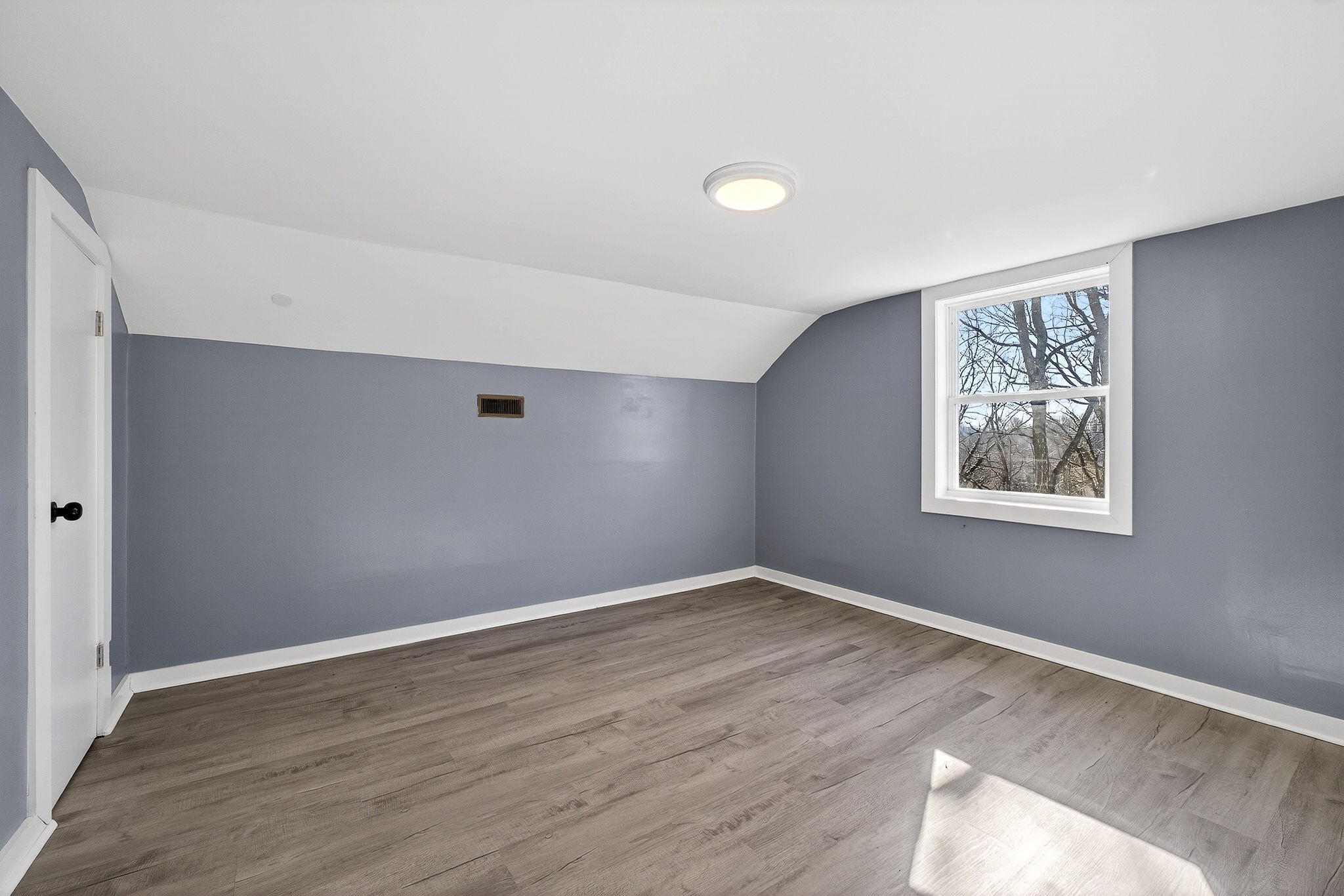 104 Henegar Street Mcminnville TN 37110