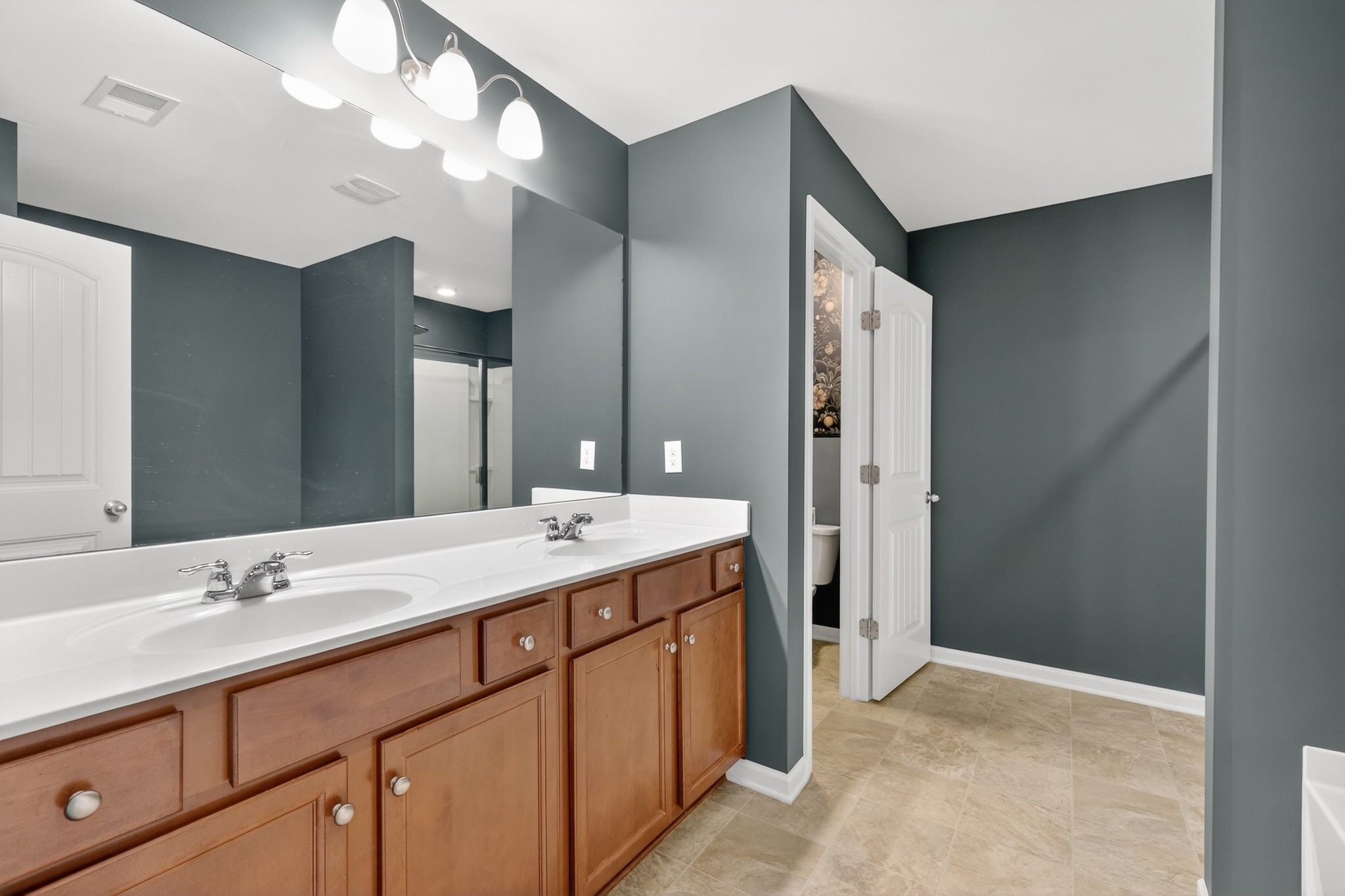 4011 Cannonsgate Lane Murfreesboro TN 37128
