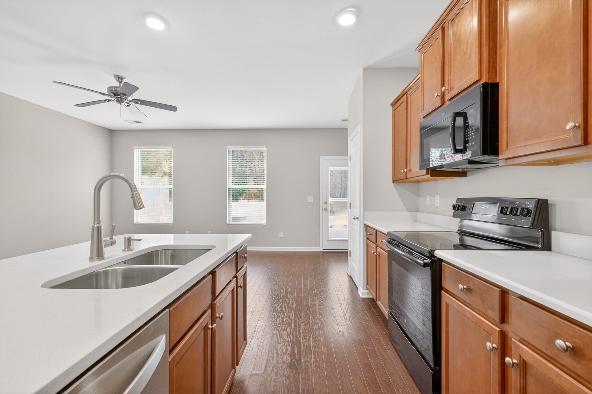 4011 Cannonsgate Lane Murfreesboro TN 37128