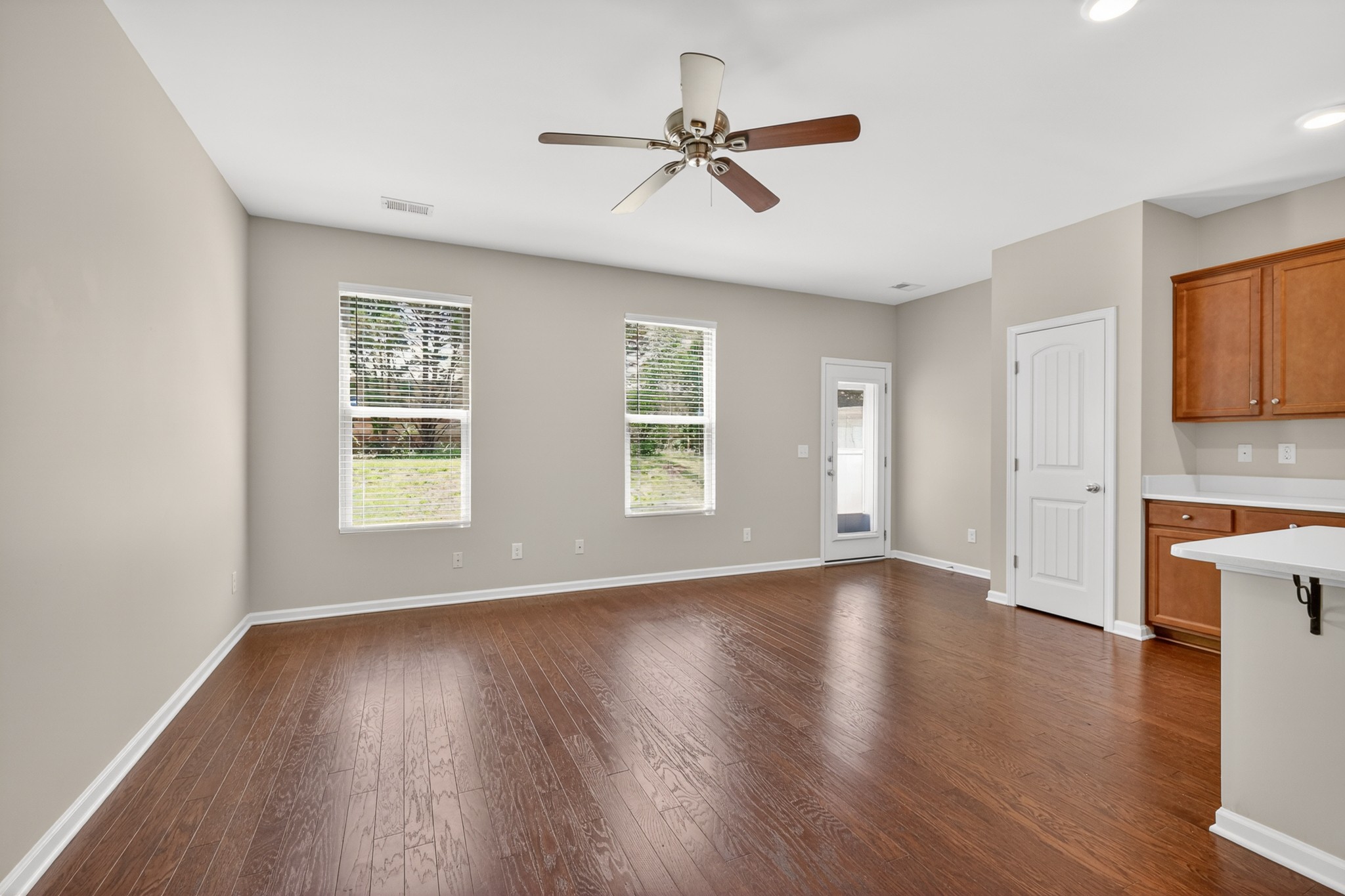 4011 Cannonsgate Lane Murfreesboro TN 37128