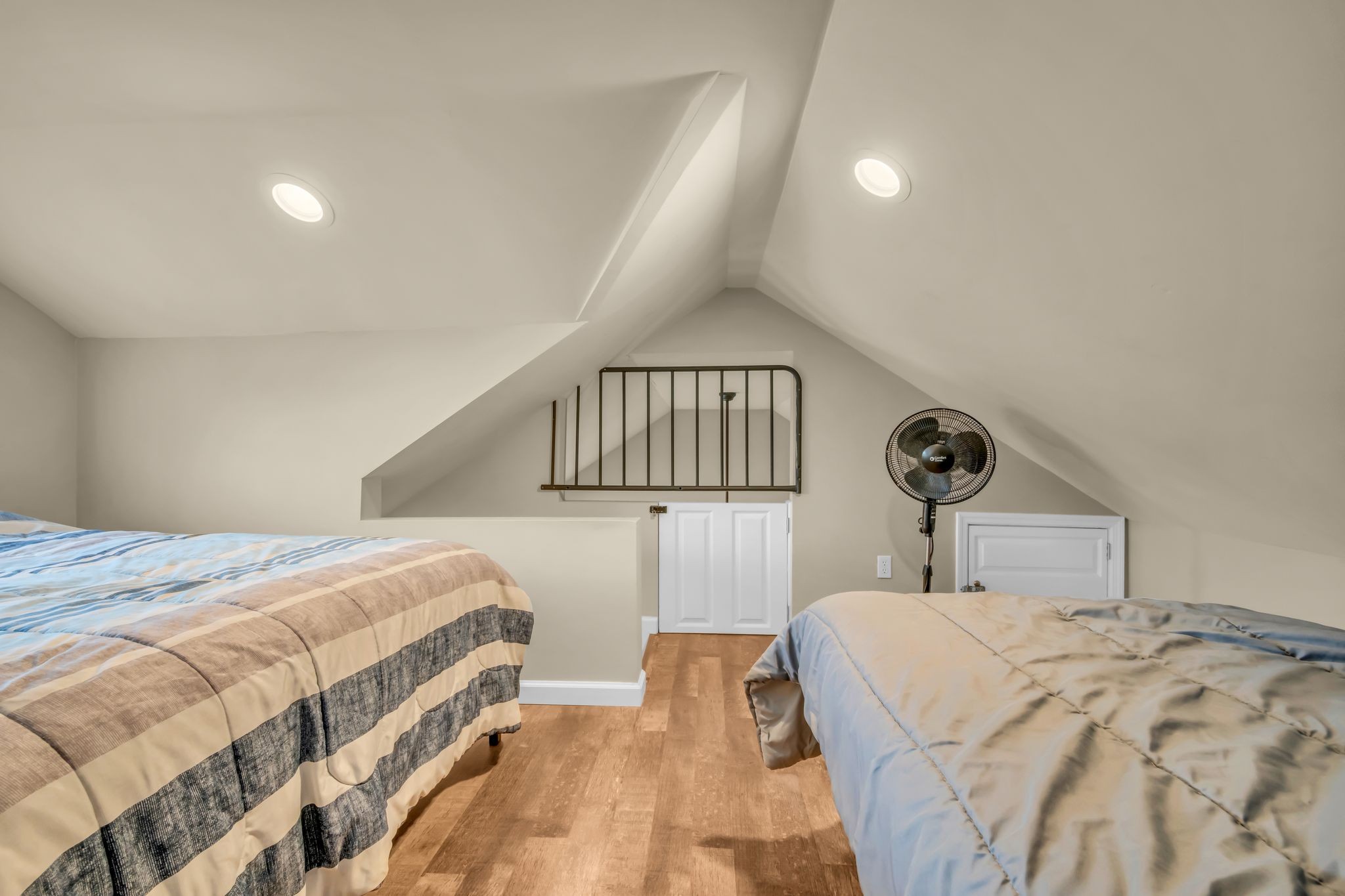 55 College St, N Mc Ewen TN 37101
