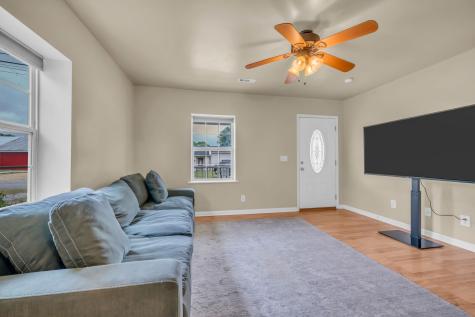 55 College St, N Mc Ewen TN 37101