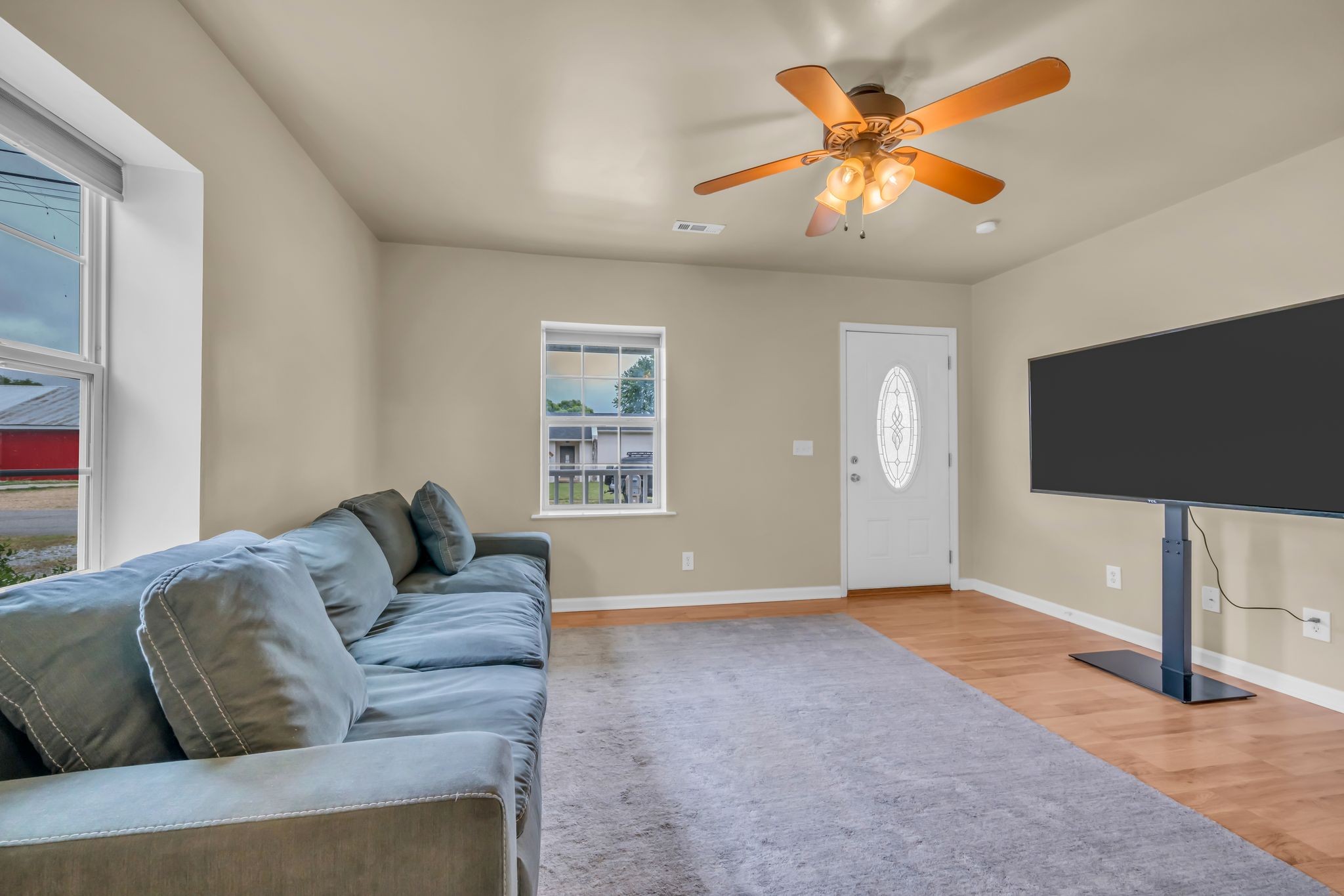 55 College St, N Mc Ewen TN 37101