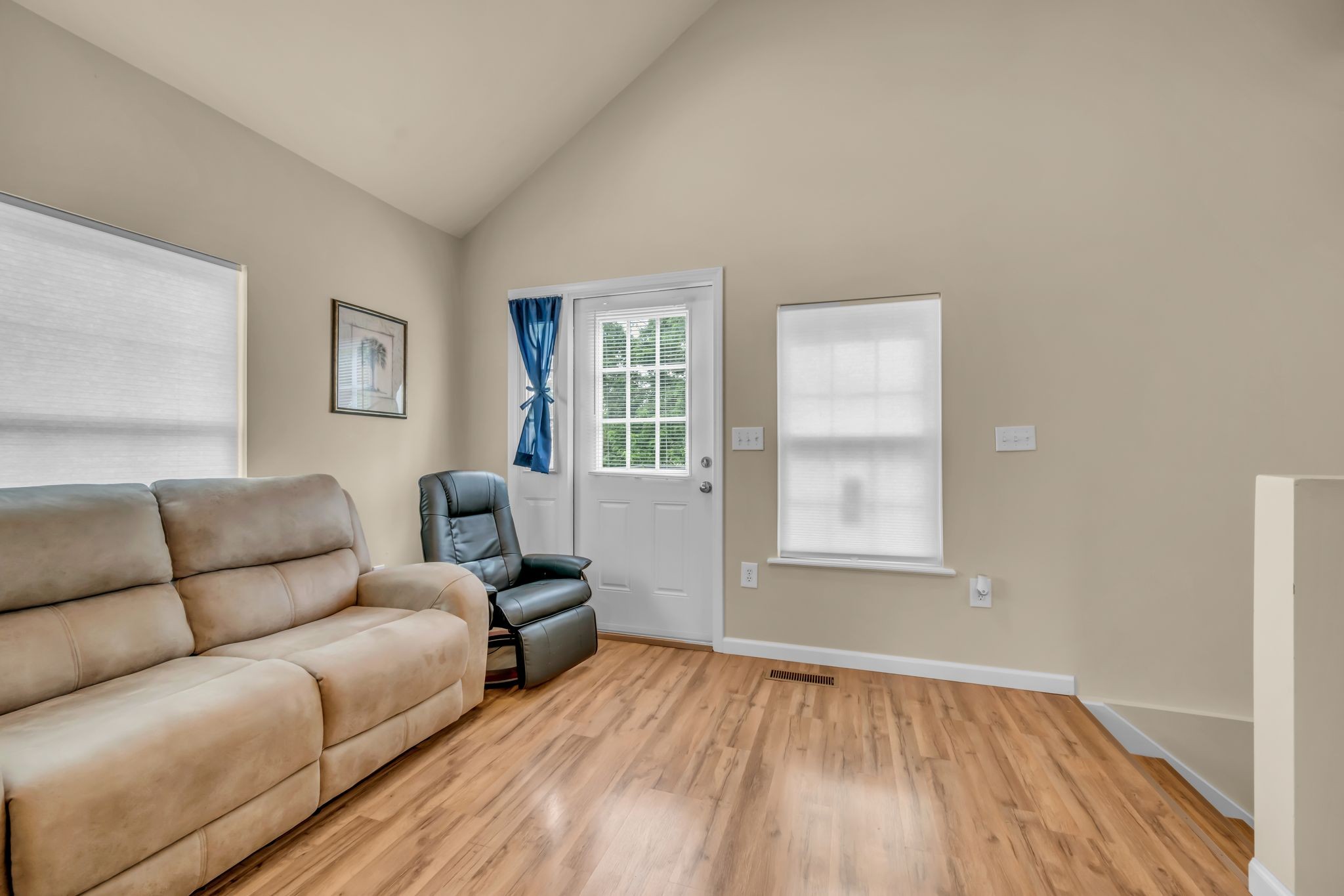 55 College St, N Mc Ewen TN 37101