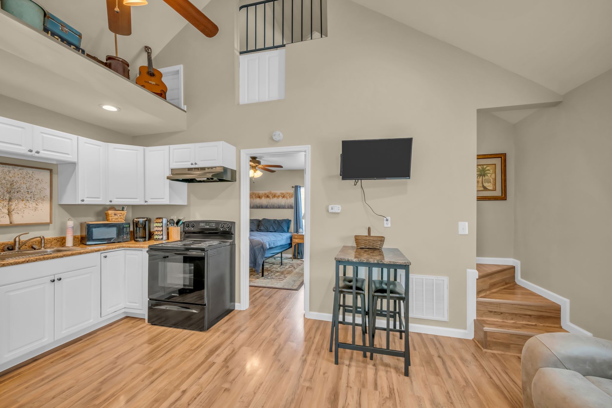 55 College St, N Mc Ewen TN 37101