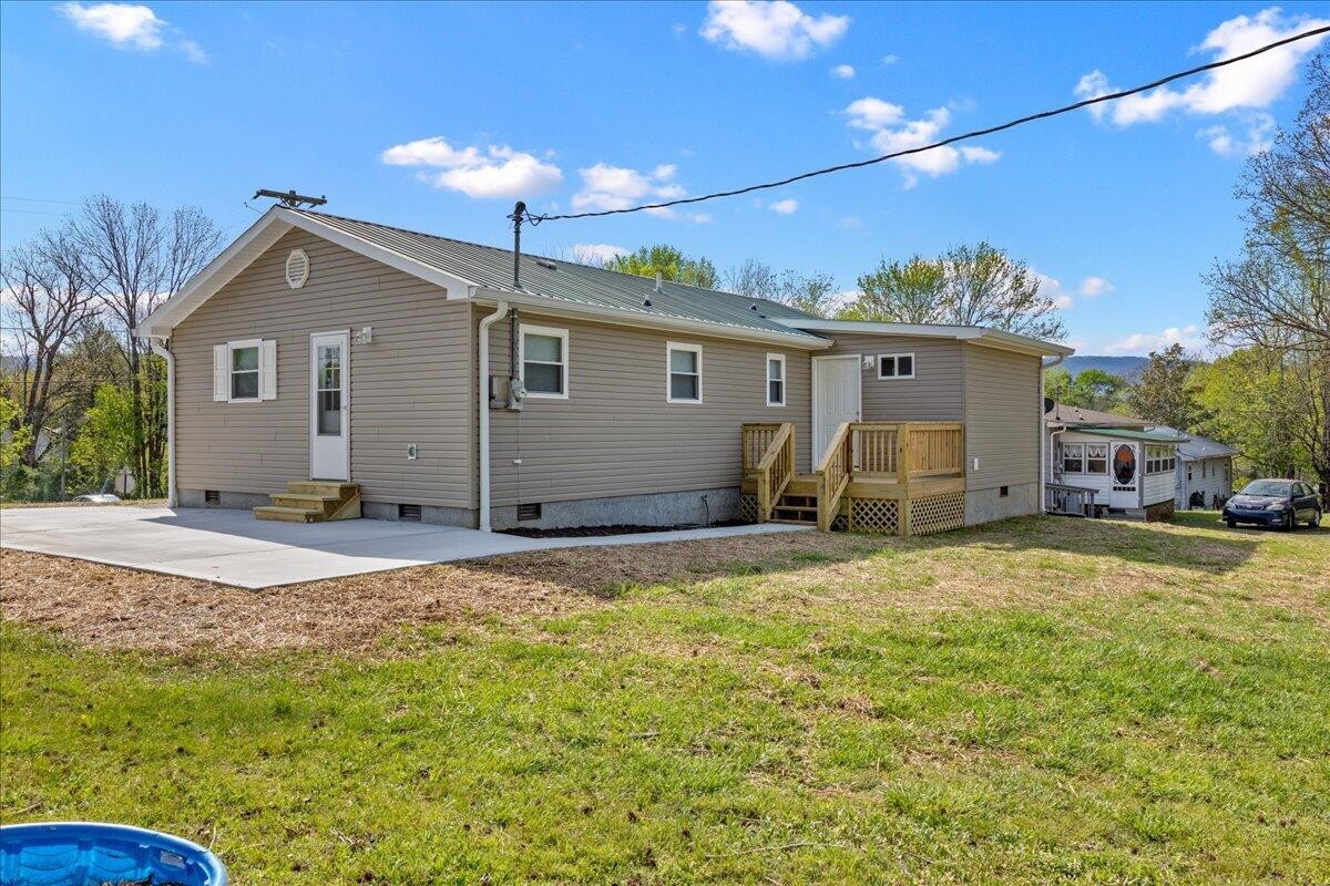 400 N Iowa Avenue Etowah TN 37331