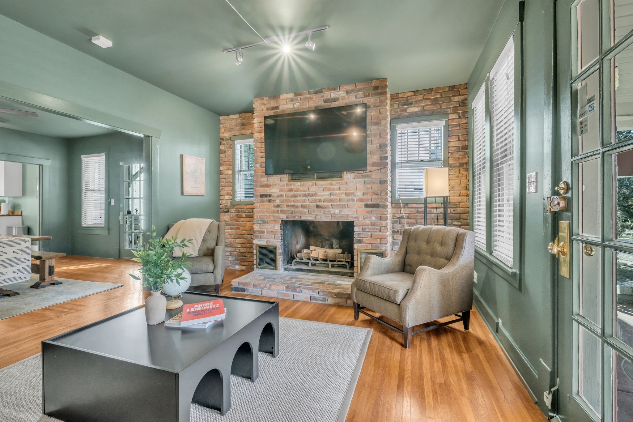 1315A 16th Ave, S Nashville TN 37212