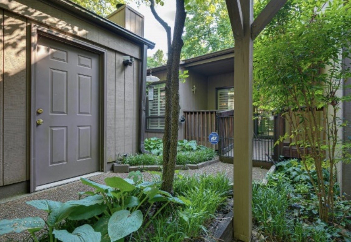 Nashville TN, 330 Chimney Hill