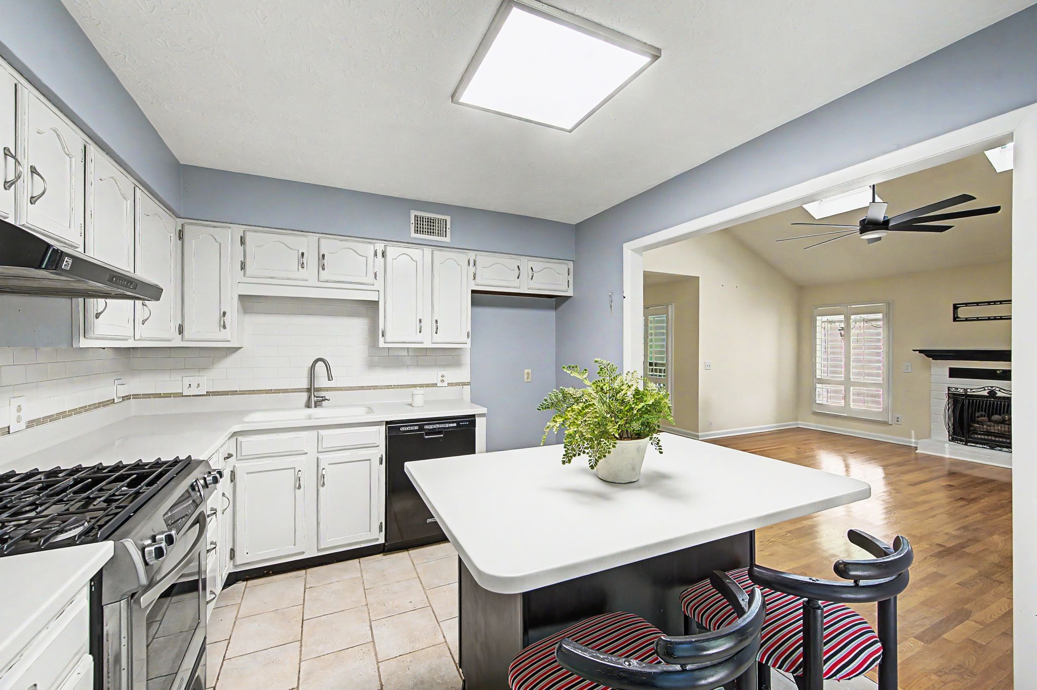 330 Chimney Hill Nashville TN 37221