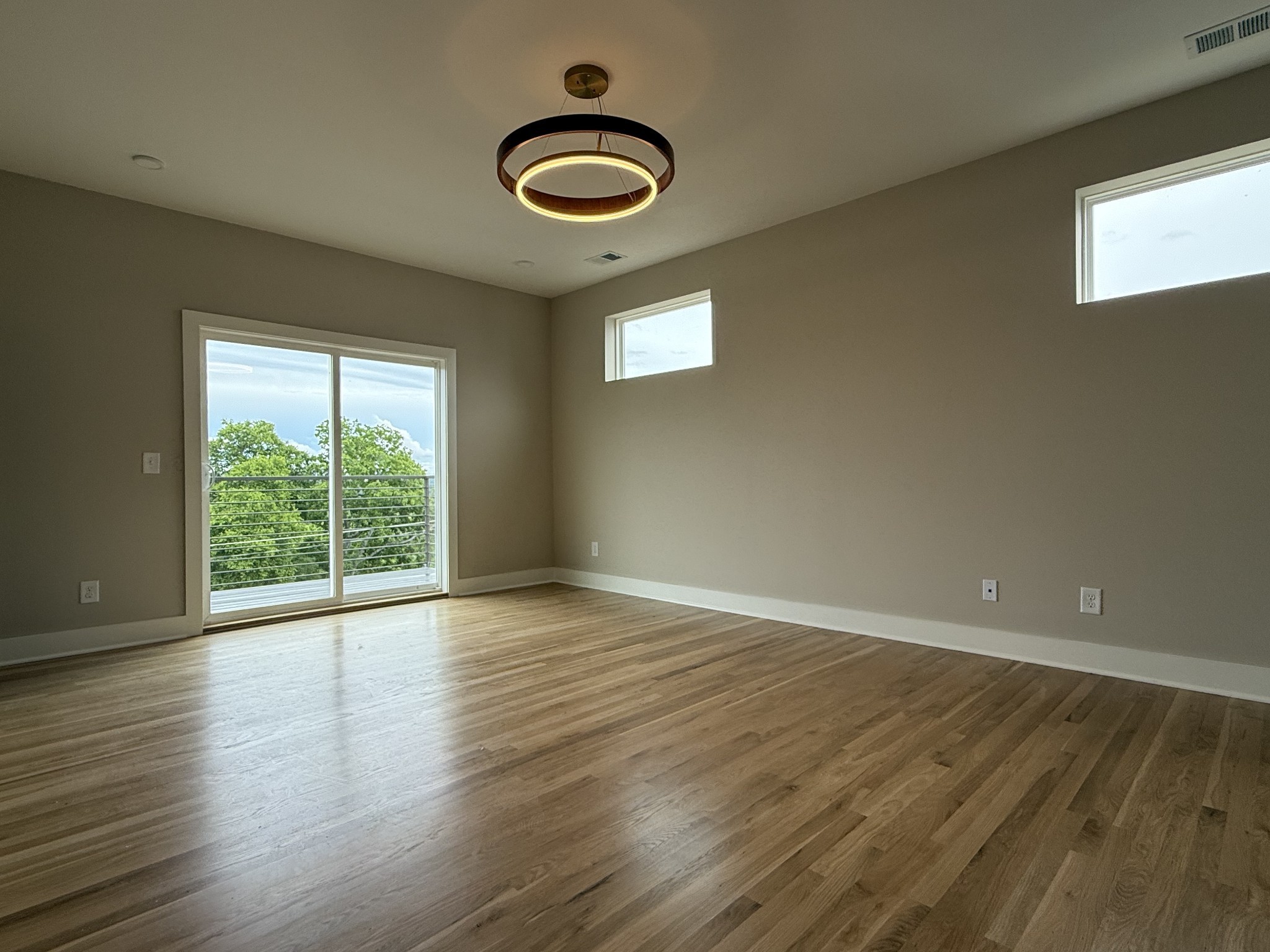 2143 Goodrich Avenue Nashville TN 37218