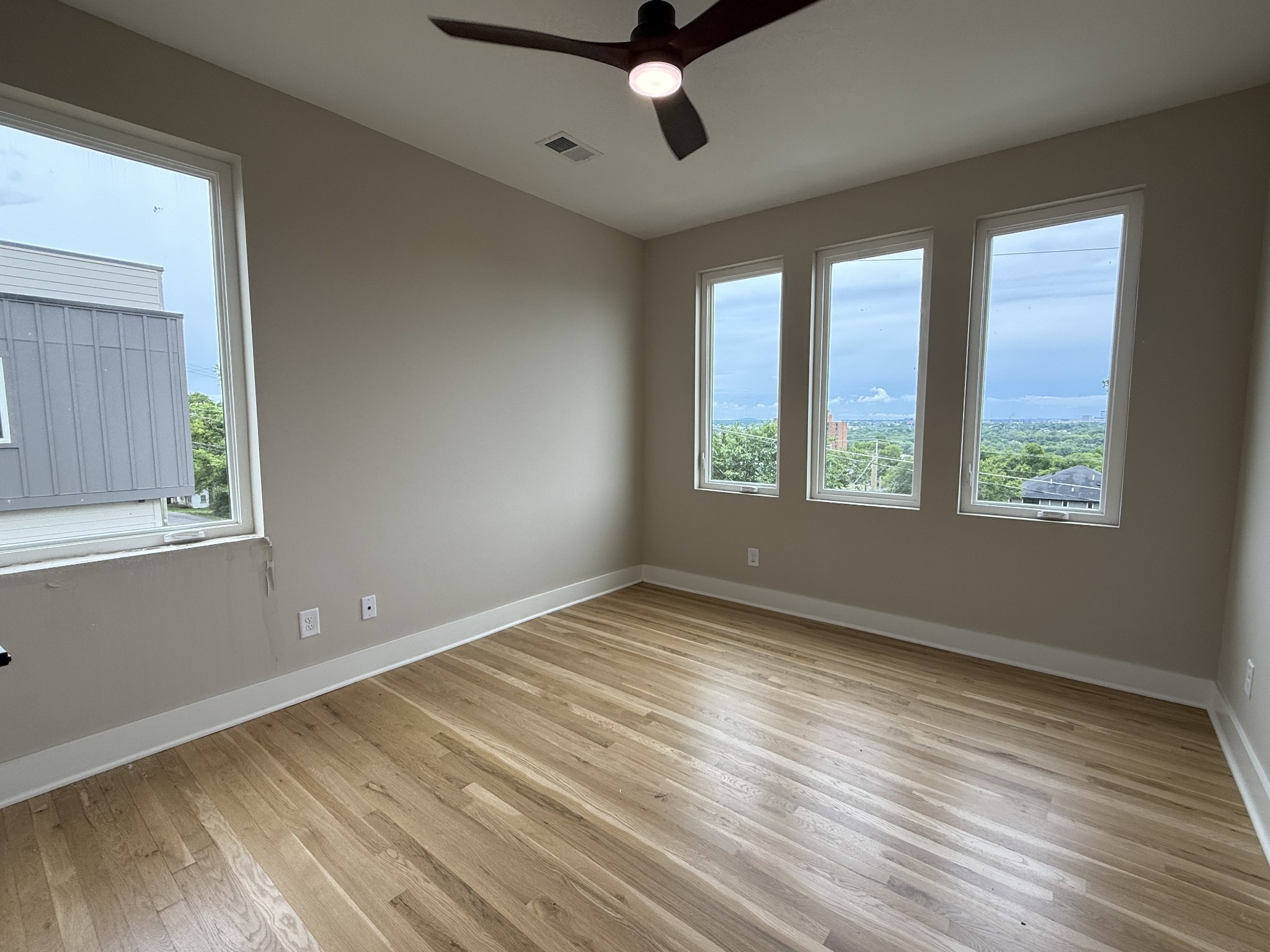2143 Goodrich Avenue Nashville TN 37218