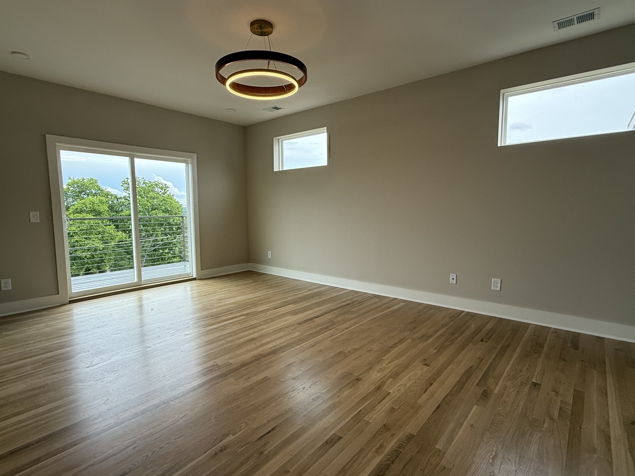 2143 Goodrich Avenue Nashville TN 37218