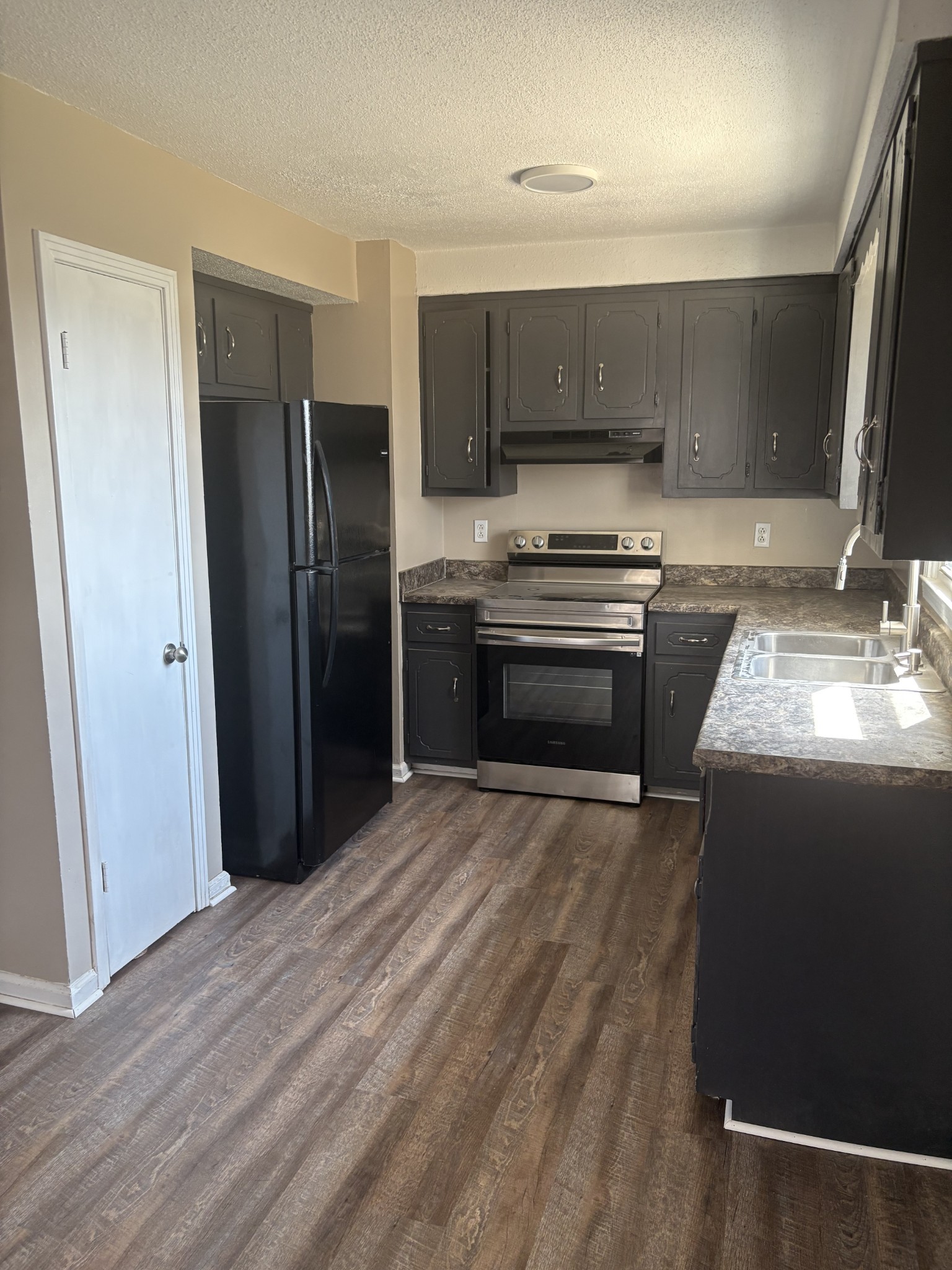 72 Seminole Trail Clarksville TN 37042